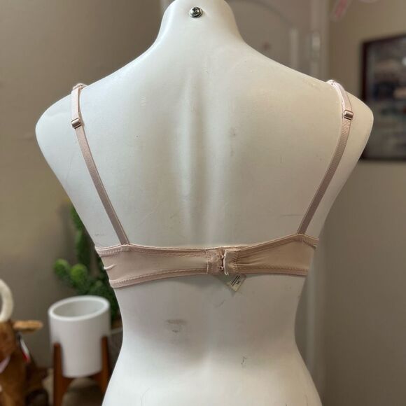 Bra  - Picture 5 of 6